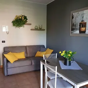 Sunflower House Ieo Ripamonti , Milano Italia